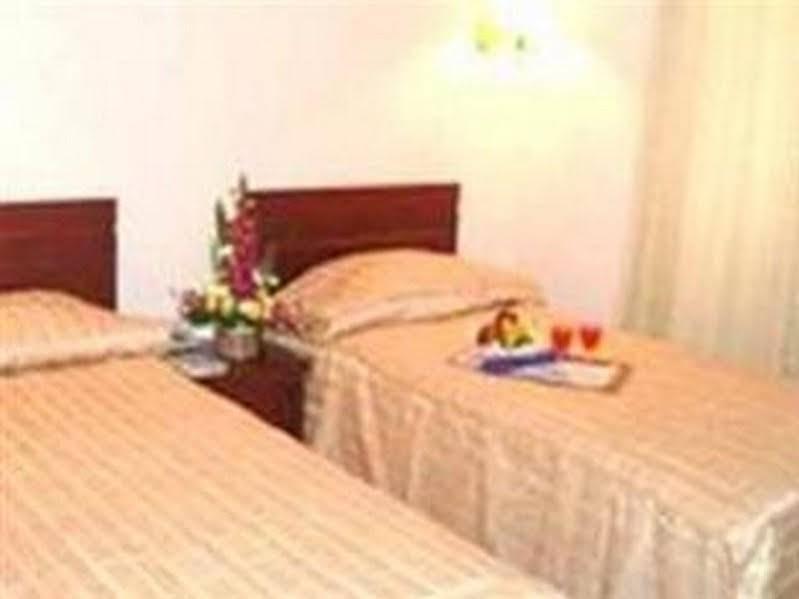 Hotel Bumi Asih Padangsidimpuan Batubelubang Exteriör bild