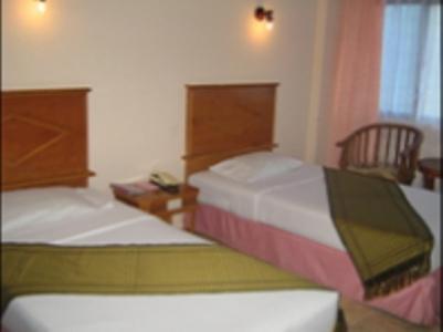 Hotel Bumi Asih Padangsidimpuan Batubelubang Rum bild